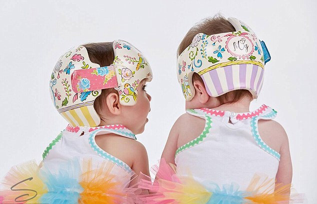 贊！美老嫗妙手繪醫(yī)療帽精美如藝術(shù)品