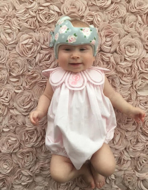 贊！美老嫗妙手繪醫(yī)療帽精美如藝術(shù)品