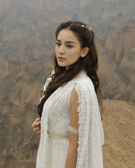 楊冪劉亦菲李若彤趙雅芝劉濤 女星白裙古裝照誰最“仙”