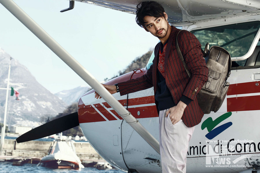 袁弘科莫湖時尚大片發(fā)布 蓄須增添型男魅力
