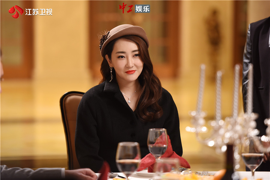 《雞毛飛上天》女企業(yè)家經(jīng)歷吸睛，殷桃高姝瑤情場商場雙斗艷