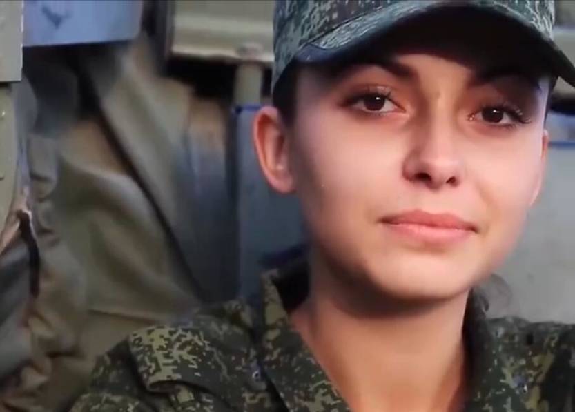 俄媒曝光美女坦克部隊(duì) 顏值與戰(zhàn)斗力成正比