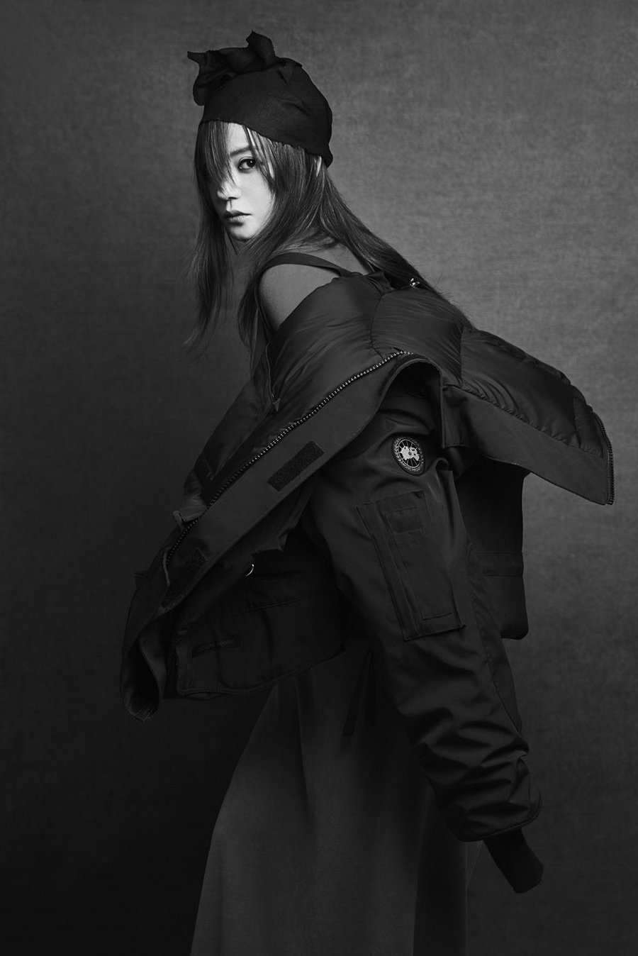 趙薇先鋒藝術(shù)感大片曝光 或掀起魅力新風(fēng)尚