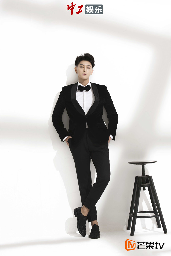 黃子韜加盟《快樂男聲》任代言人 傳遞90后音樂態(tài)度