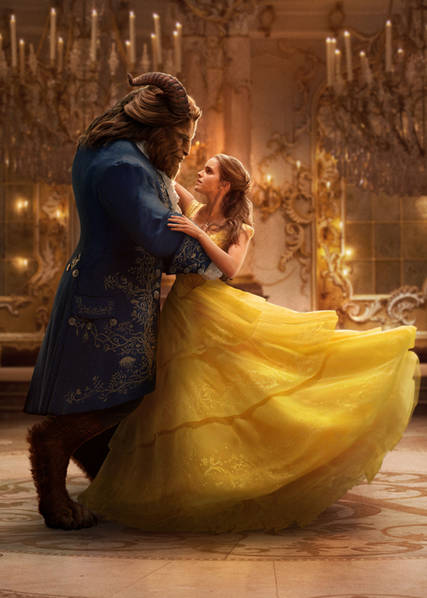 《美女與野獸》紐約首映 艾瑪·沃森鏤空露背長裙亮相