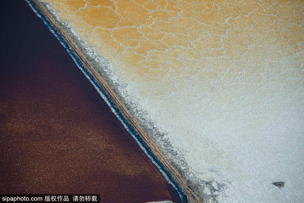 這才是上帝的調色盤！航拍美國鹽蒸發池色彩繽紛