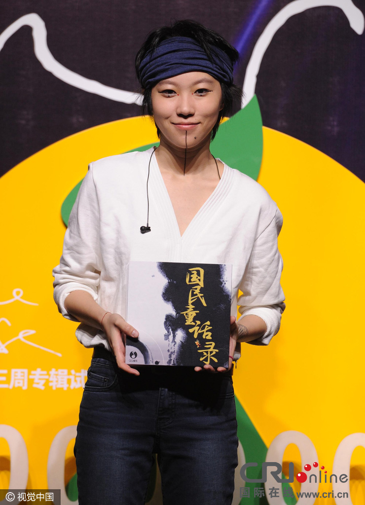 賈靜雯再產(chǎn)女三胎三個公主 818女星中的女兒專業(yè)戶