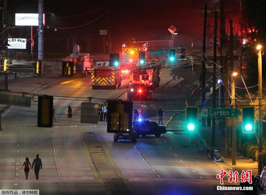 美國(guó)洲際公路立交橋發(fā)生大火坍塌