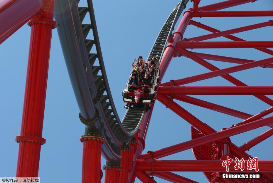 西班牙法拉利樂(lè)園啟幕 這樣的過(guò)山車(chē)你敢挑戰(zhàn)嗎？