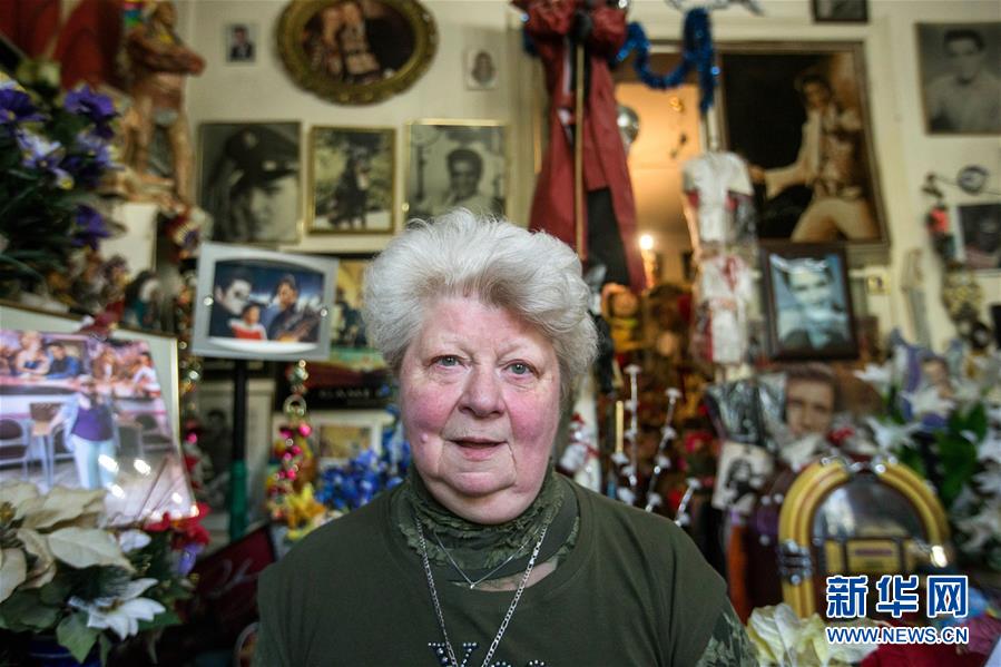 “貓王”鐵桿粉絲 藏品已超過(guò)1萬(wàn)件