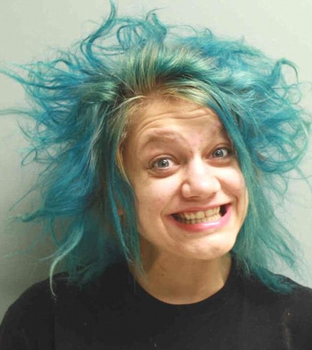 正經(jīng)點(diǎn)！盤點(diǎn)那些奇葩的犯罪嫌疑人頭像