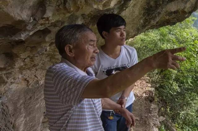 解碼中國丨這位當代“愚公”在懸崖峭壁上鑿出7千米水渠，現實比神話傳說更震撼！