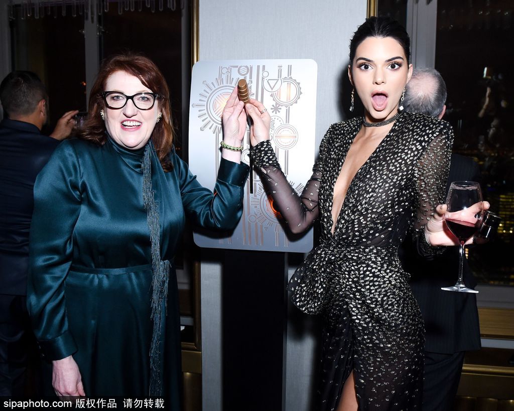 你“肯豆”又調皮了！ 瞪眼嘟嘟嘴滿臉俏皮