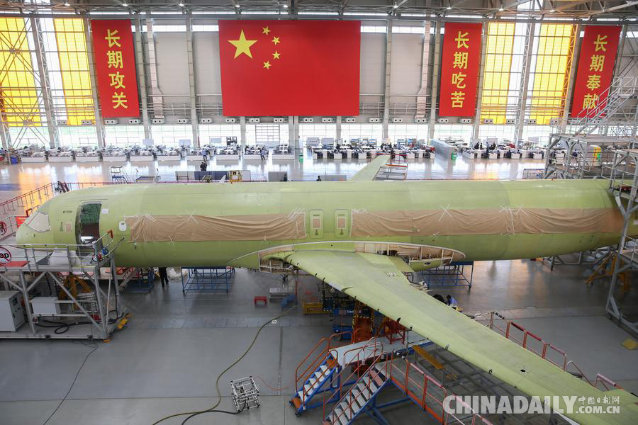 C919 你不是一架飛機(jī)在戰(zhàn)斗