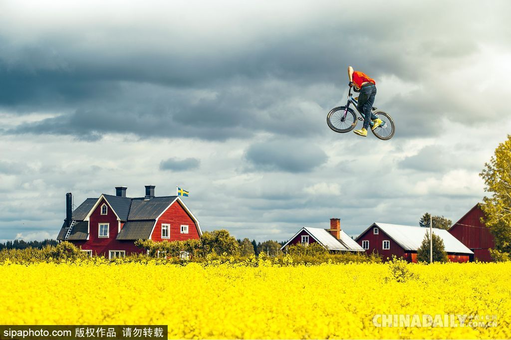 原來(lái)可以這么玩！盤點(diǎn)全球各地運(yùn)動(dòng)牛人挑戰(zhàn)極限的高能瞬間