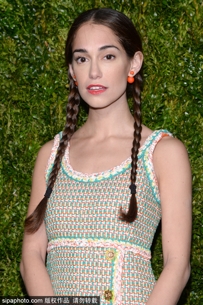 誰說雙麻花辮是村姑？！只是你打開方式不對