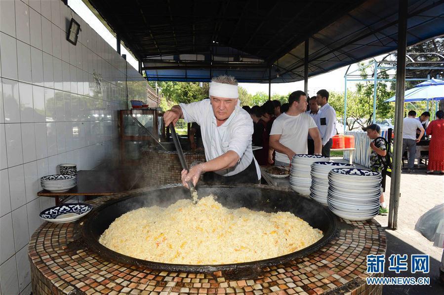 一帶一路·好味道｜烏茲別克斯坦傳統(tǒng)美食——抓飯