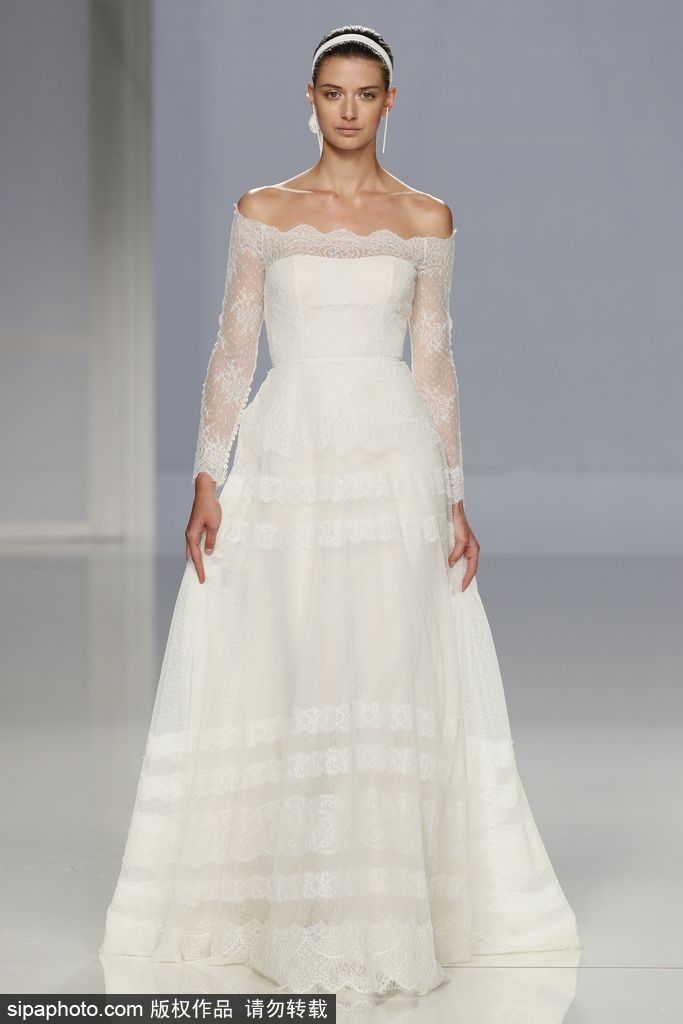 2018巴塞羅那婚紗周開走 純白婚紗唯美優雅