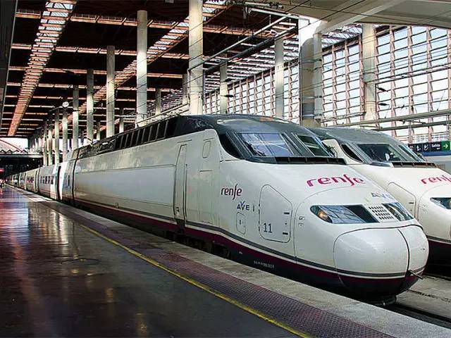 厭倦了國內高鐵餐？來看看“別人家的盒飯”長啥樣