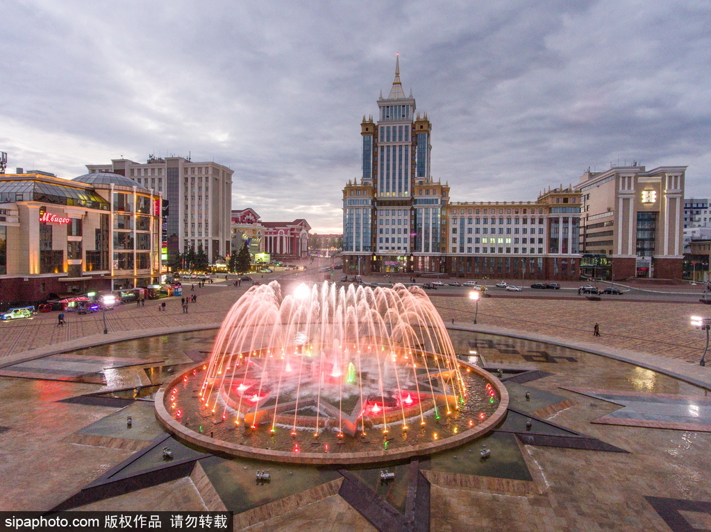 俯瞰俄羅斯薩蘭斯克城市風(fēng)光