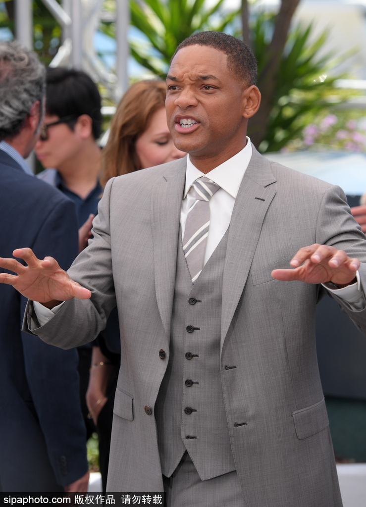 70屆戛納：你腫么了？威爾·史密斯變”逗比表情帝“一言難盡