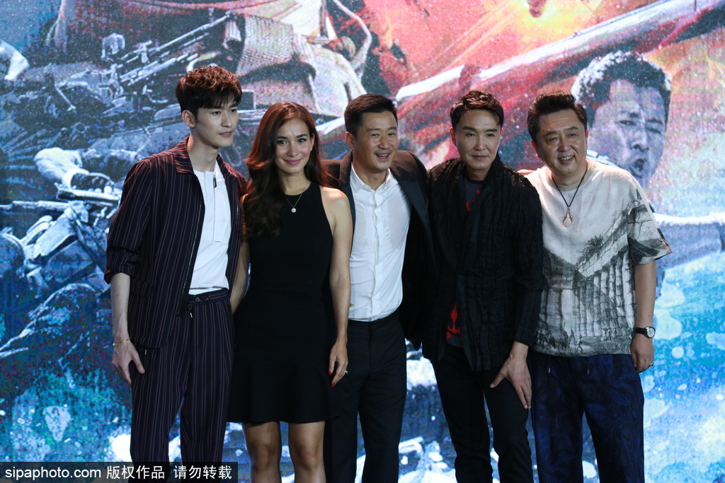 《戰狼2》開吐槽大會 “達康書記”直指吳京“蹭熱度”