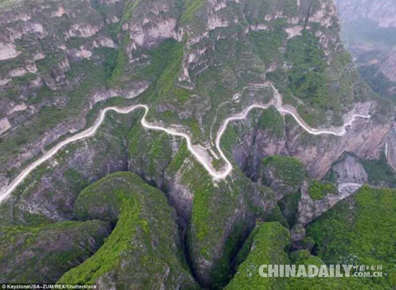 天險公路成“網紅”（組圖）