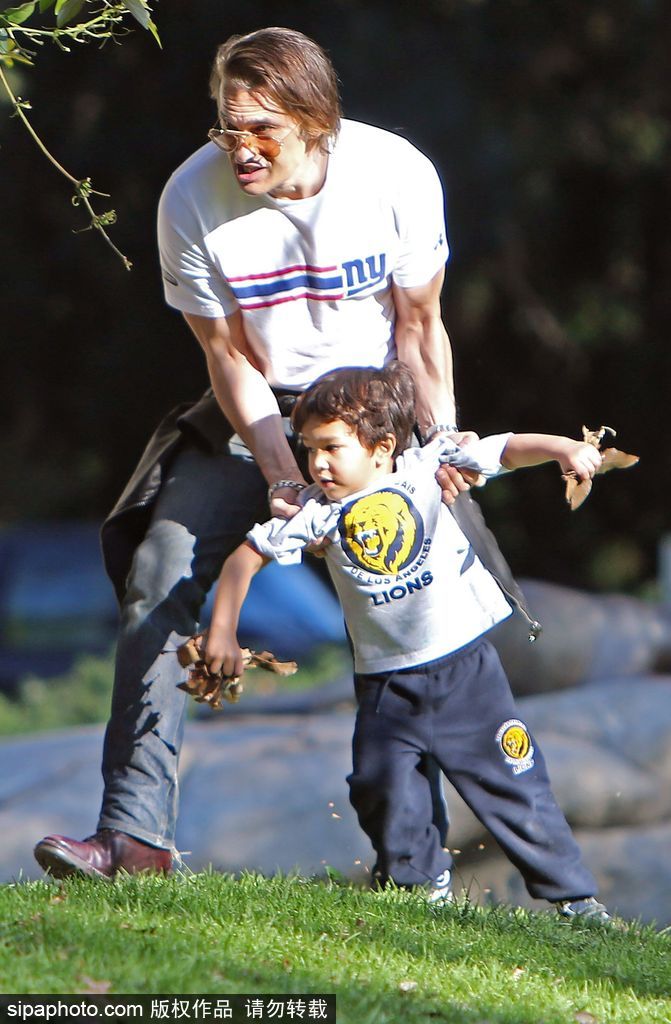 迎六一 盤點星二代萌娃們的休閑生活