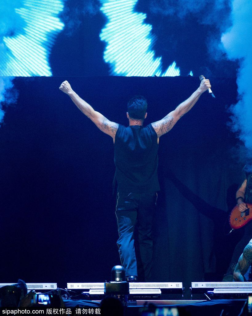 拉丁歌王瑞奇·馬丁西班牙火爆開(kāi)唱彰顯個(gè)人魅力