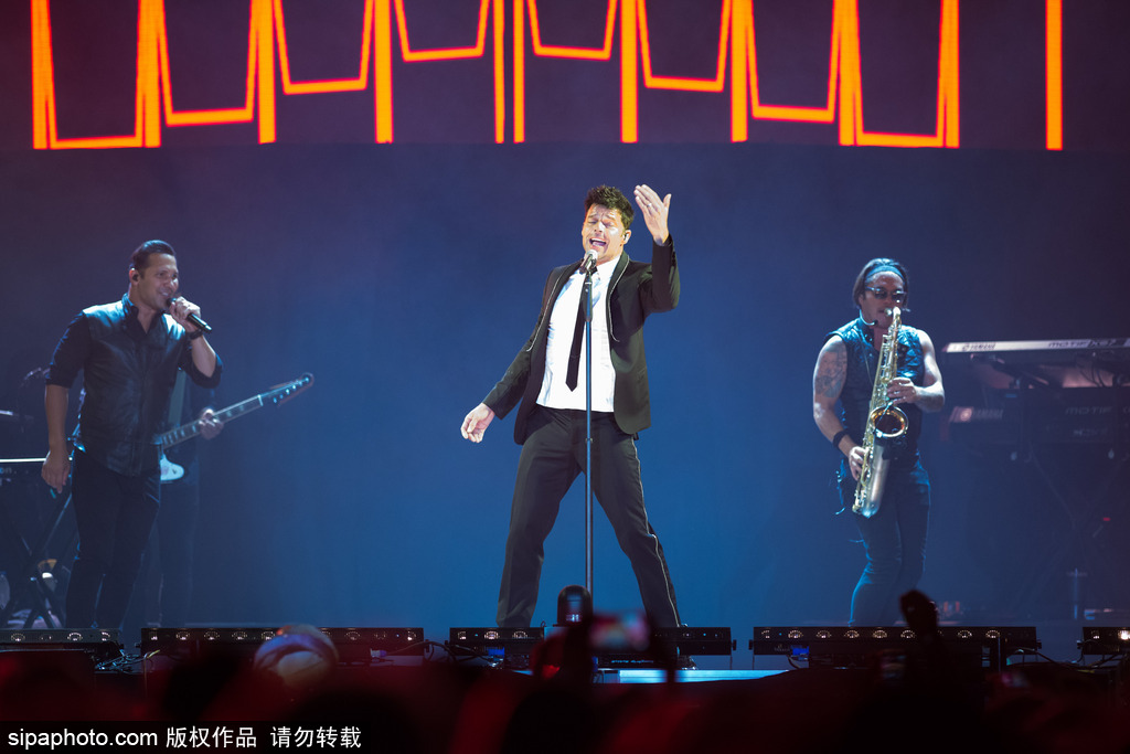 拉丁歌王瑞奇·馬丁西班牙火爆開唱彰顯個(gè)人魅力