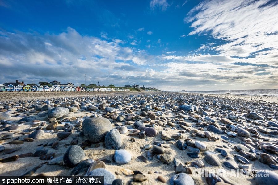 藍(lán)透心扉 英國索思沃爾德海邊日出透亮絕美