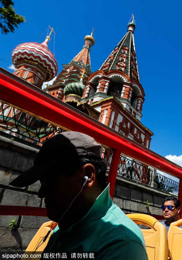 跟隨游客游覽莫斯科 觀光車視角下的俄羅斯城市風光