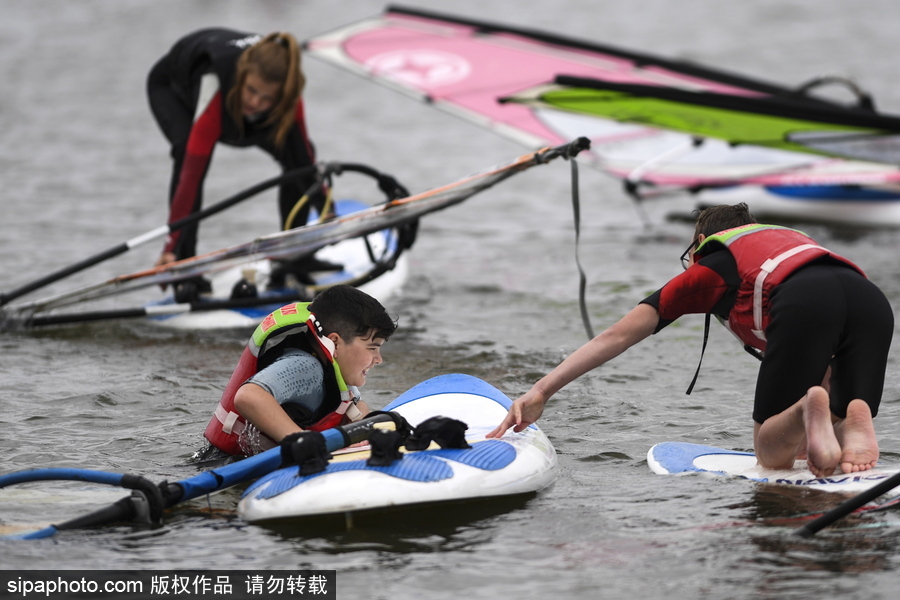 從娃娃抓起！探訪俄羅斯新西伯利亞兒童帆板學校