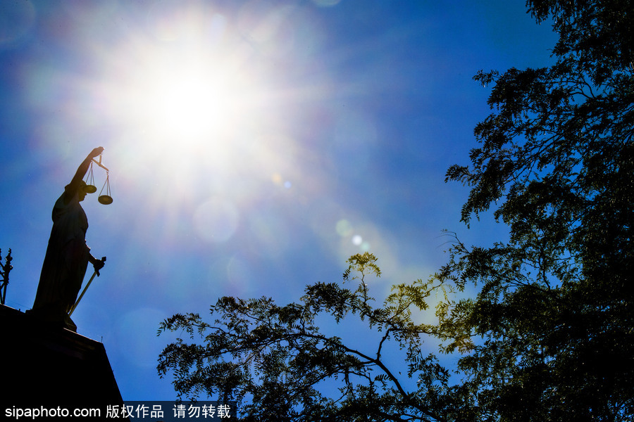 不是只有自由女神像！帶你看看荷蘭正義女神像