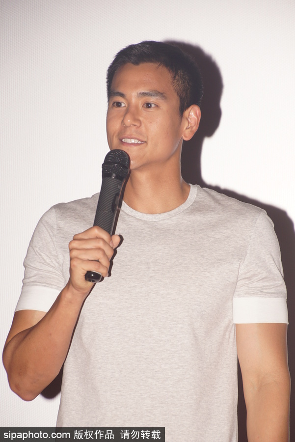 彭于晏出席電影《悟空傳》見面會 頻做鬼臉與粉絲互動顯親和