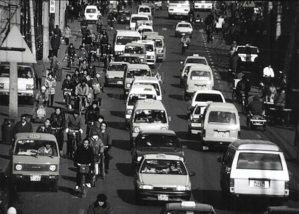 【老外談】30年，坐著中國(guó)火車旅行