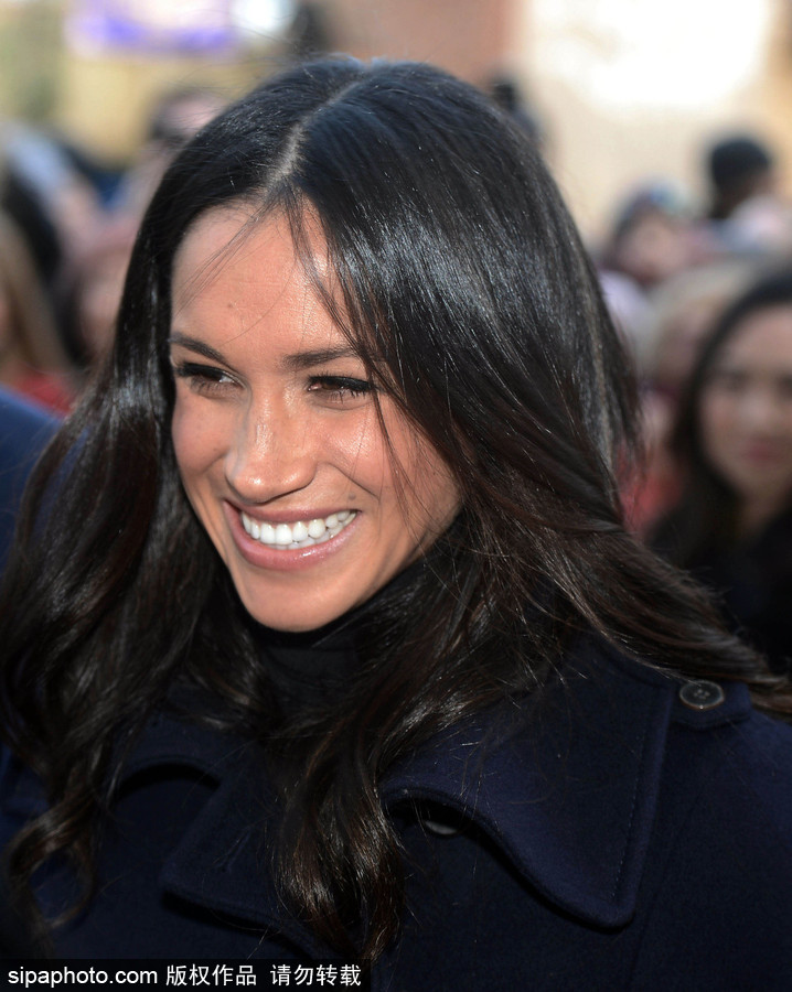 哈里王子與未婚妻亮相英國諾丁漢 出席世界艾滋病日慈善活動