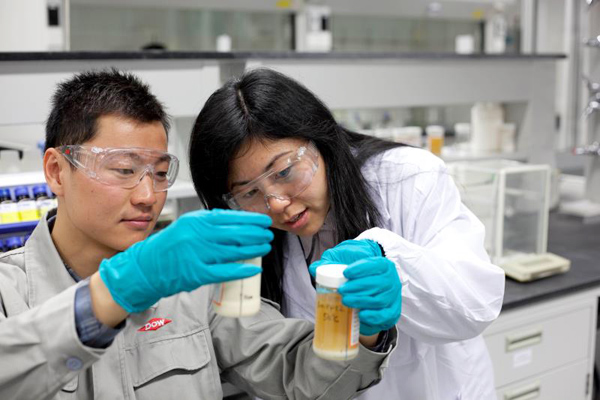 陶氏化學(xué)首席執(zhí)行官利偉誠：化工行業(yè)發(fā)展適逢其時