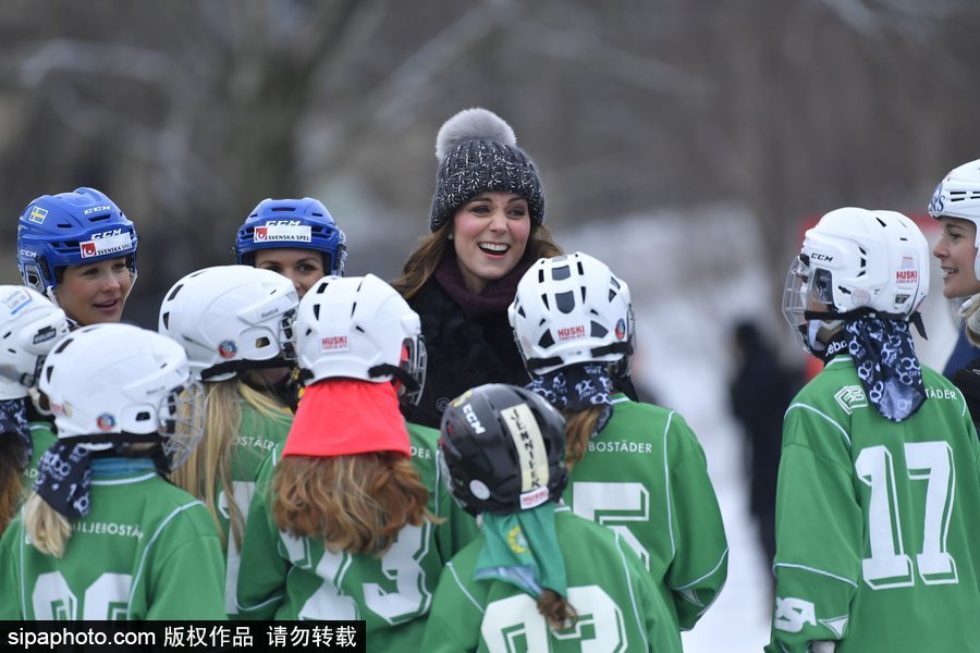 最強孕媽！凱特王妃身懷六甲打冰球