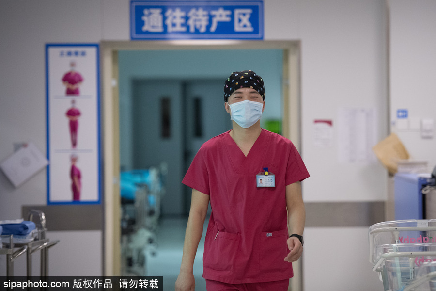 實拍太原“90后”男助產(chǎn)士 一年接生200余名嬰兒