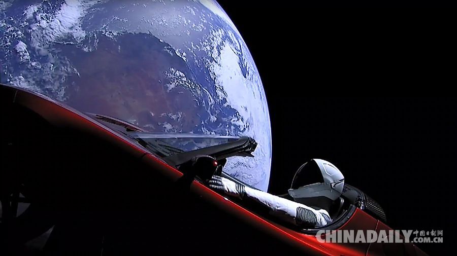 特斯拉跑車“開進”太空卻迷路了！ “星俠”乘車漫游太空