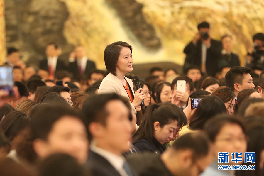 李克強:發(fā)揮粵港澳各自優(yōu)勢,形成互補,打造新的增長極