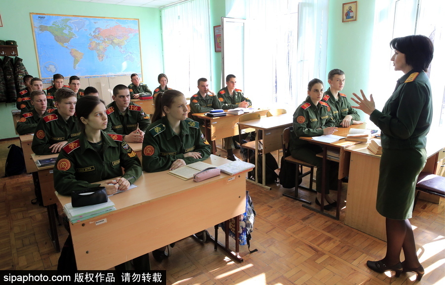 揭秘戰(zhàn)斗民族未來“警察”生活 走進(jìn)尼古拉斯二世少年警官學(xué)校