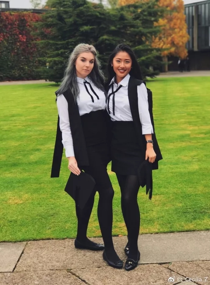 雙語新聞：牛津大學華裔美女辯手火了！到底是長得好還是說得好，網友們爭論很激烈啊