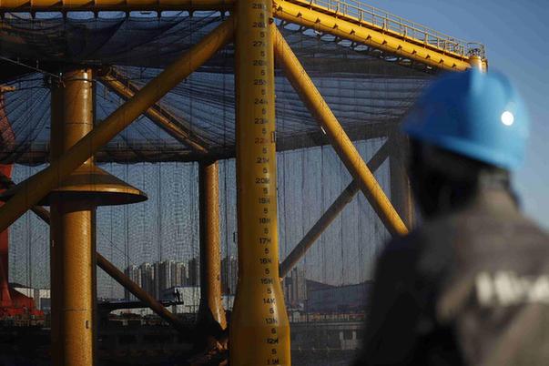 我國(guó)首座“深海漁場(chǎng)”建成交付 一個(gè)周期可養(yǎng)育三文魚30萬條