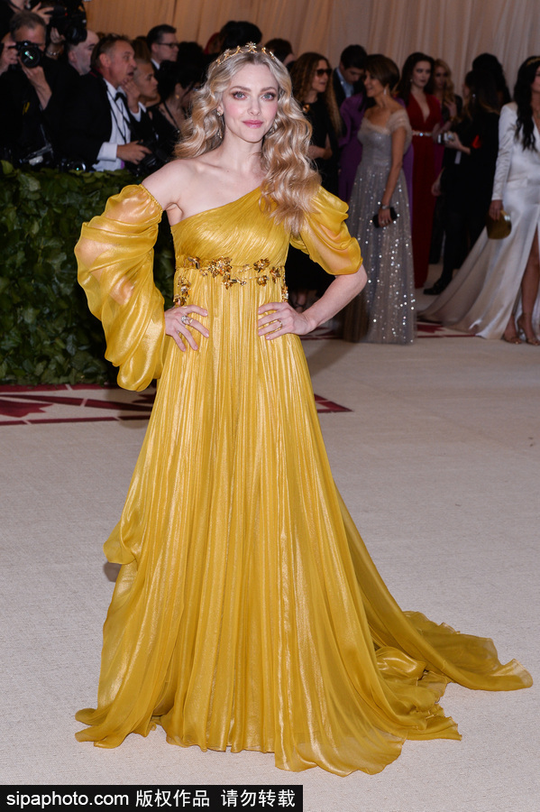 時(shí)尚界奧斯卡Met Gala來襲 眾女星紅毯爭(zhēng)艷美出新高度