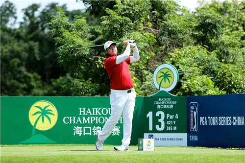 海口錦標(biāo)賽第二輪延至周六補(bǔ)賽：史蒂文·勞頓和白托德并列領(lǐng)先會館成績榜