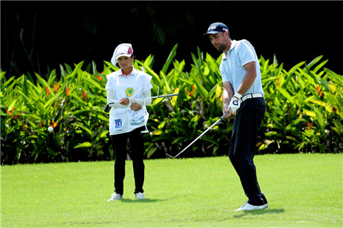 海口錦標(biāo)賽第二輪延至周六補(bǔ)賽：史蒂文·勞頓和白托德并列領(lǐng)先會館成績榜