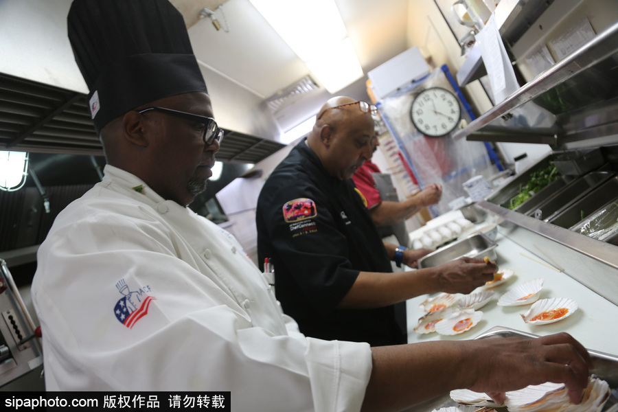 出獄不怕沒飯碗！ 美國一監(jiān)獄傳授囚犯廚技