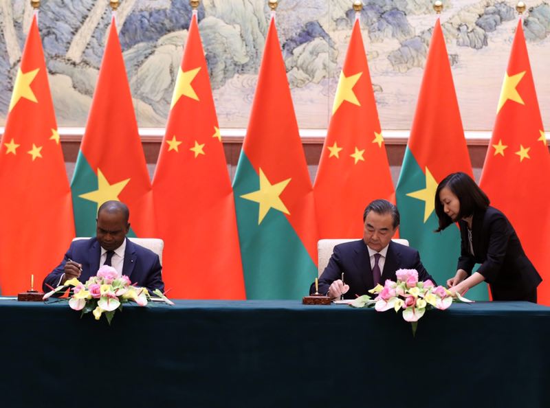 中華人民共和國與布基納法索恢復外交關系